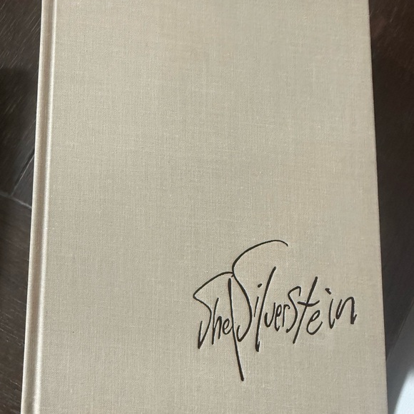 Learning / Reading Books - Picture 6 of 14